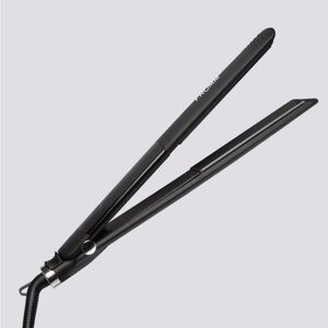 Fromm Titanium Flat Iron